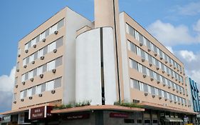 Antico Plaza Hotel